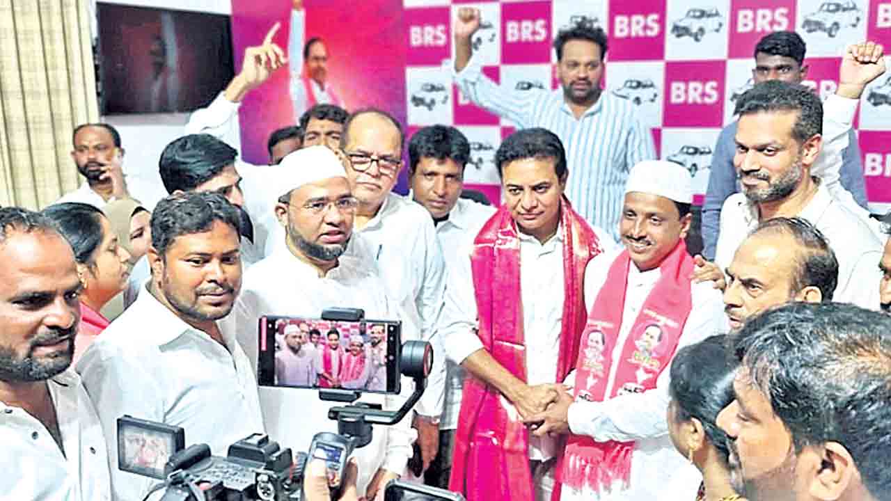 మాయమాటలతో మోసపోయాం