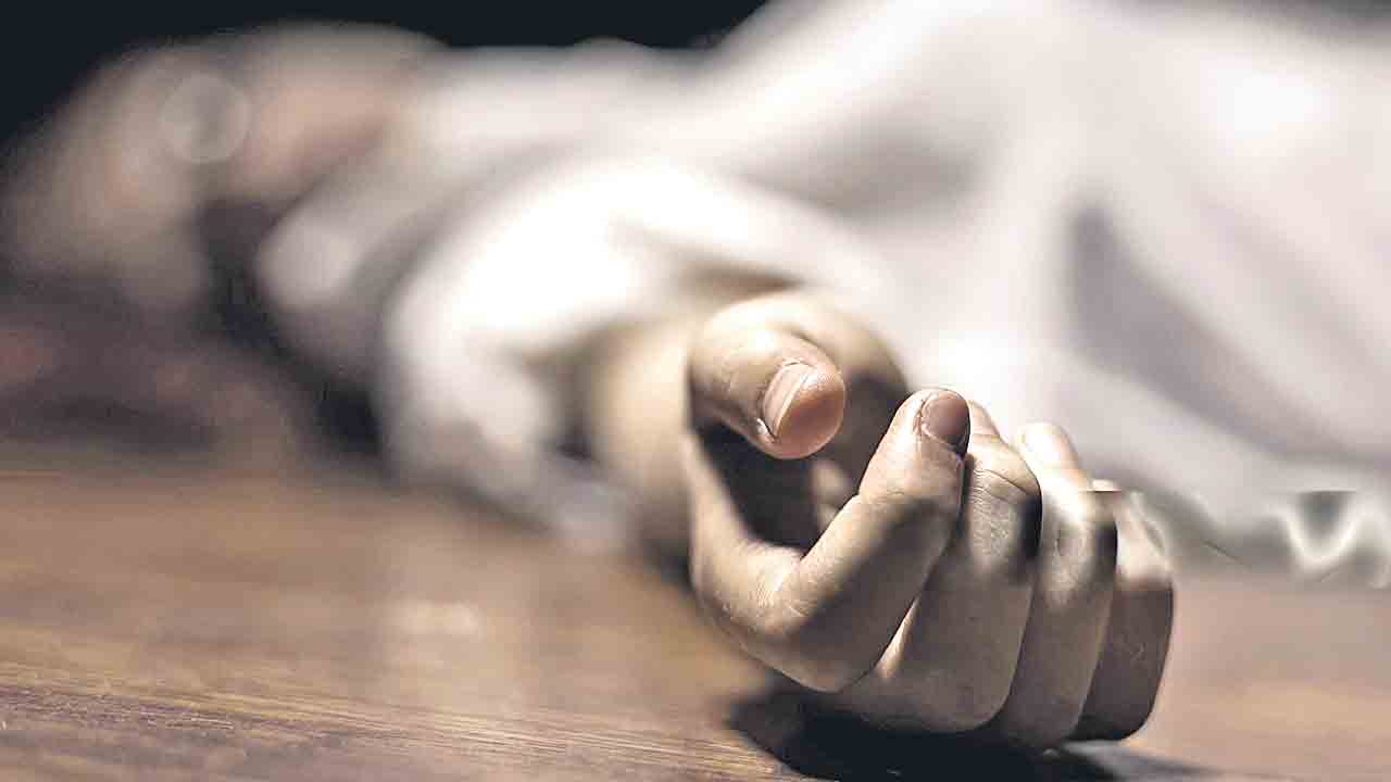 Bleaching powder | ప్రాణం తీసిన ‘బ్లీచింగ్‌’ వాసన.. జ‌ర జాగ్ర‌త్త సుమా..!