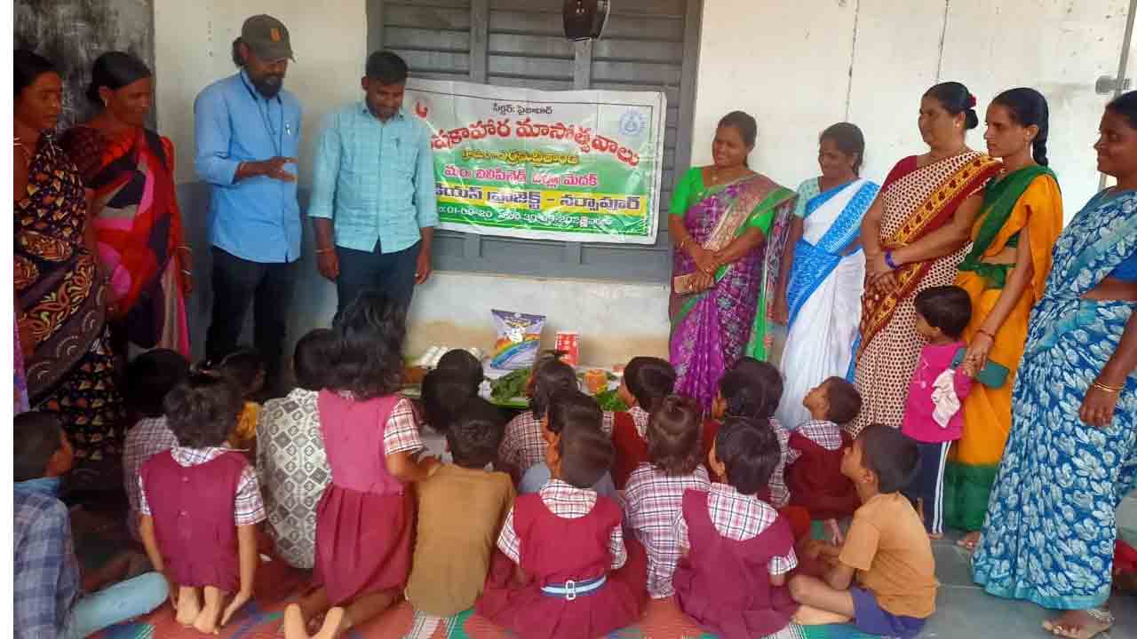 Medak | రక్తహీనత రాకుండా మహిళలు పోషకాహారాన్ని తీసుకోవాలి