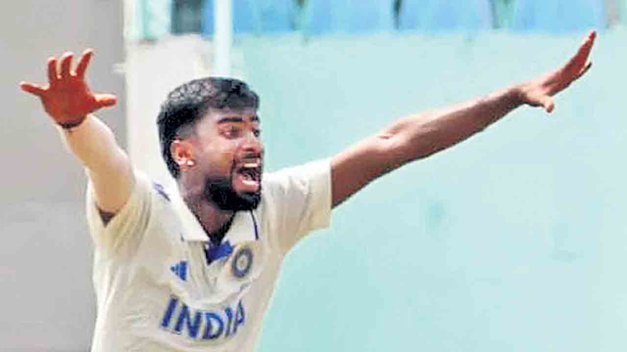 సుతార్‌ ఫైఫర్‌.. ఆస్ట్రేలియా ఏ 350/9