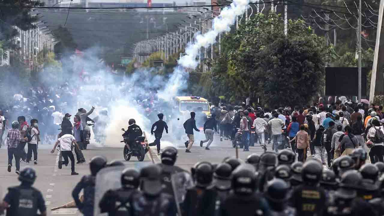 India-Nepal border | భారత్‌-నేపాల్‌ సరిహద్దుల్లో హై అలర్ట్‌