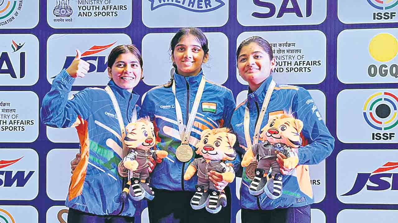 తొలిరోజే పతక జోరు