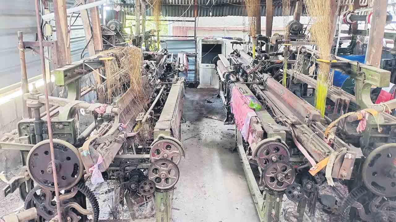 చేనే తకేదీ చేయూత?