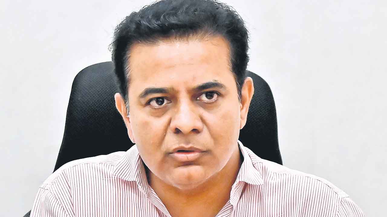KTR | సిరిసిల్ల జేఎన్టీయూ విద్యార్థుల సమస్యలపై ప్రభుత్వంతో మాట్లాడిన కేటీఆర్