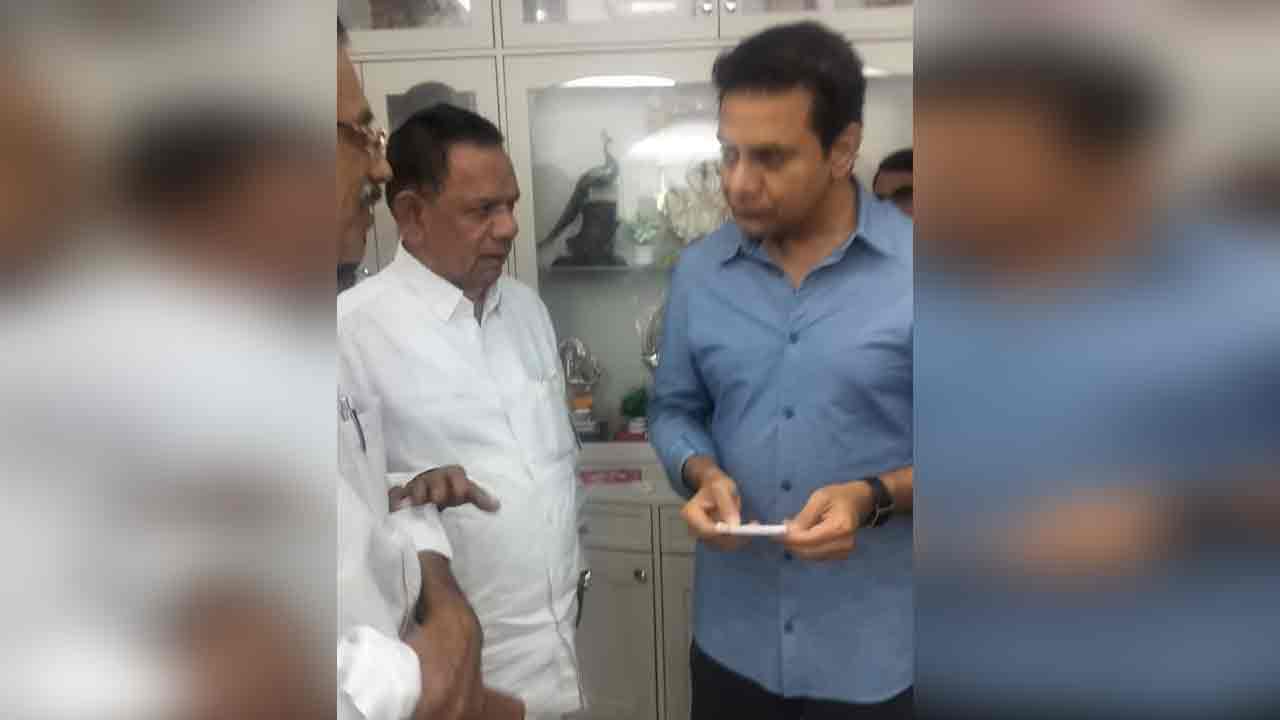 KTR | కేటీఆర్ను కలిసిన మాజీ మంత్రి రాజేశం గౌడ్