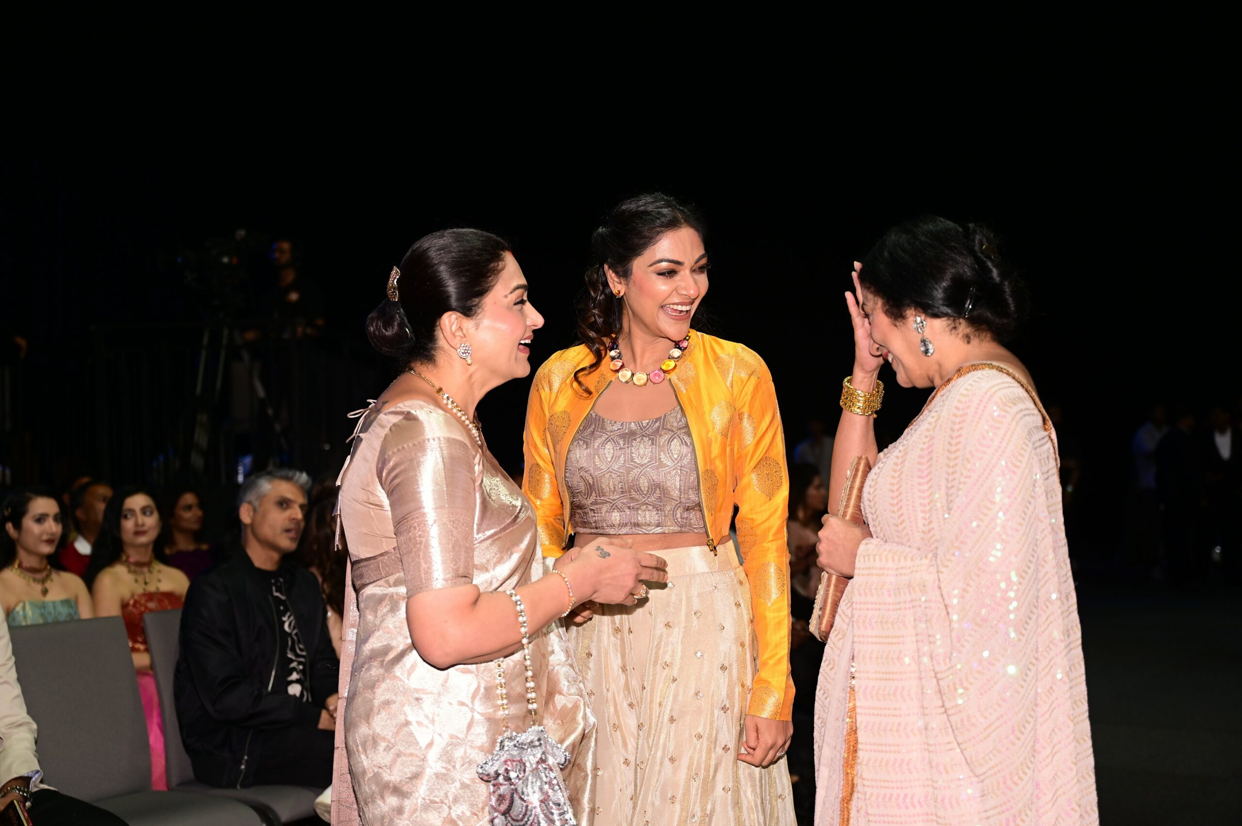 Kushboo, Suhasini'