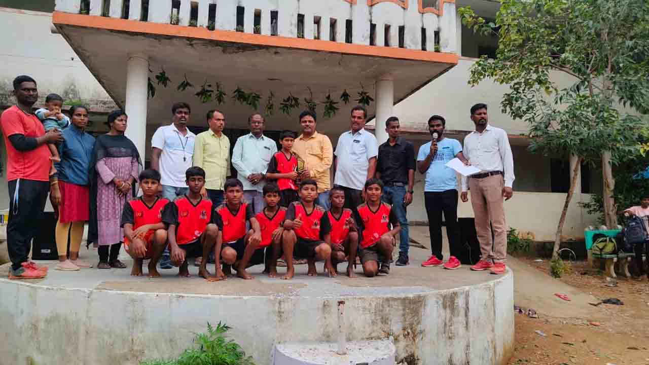 MEO Kanakaraju | విద్యార్థులు చదువుతోపాటు క్రీడల్లో కూడా రాణించాలి : ఎంఈఓ గజ్జెల కనకరాజు