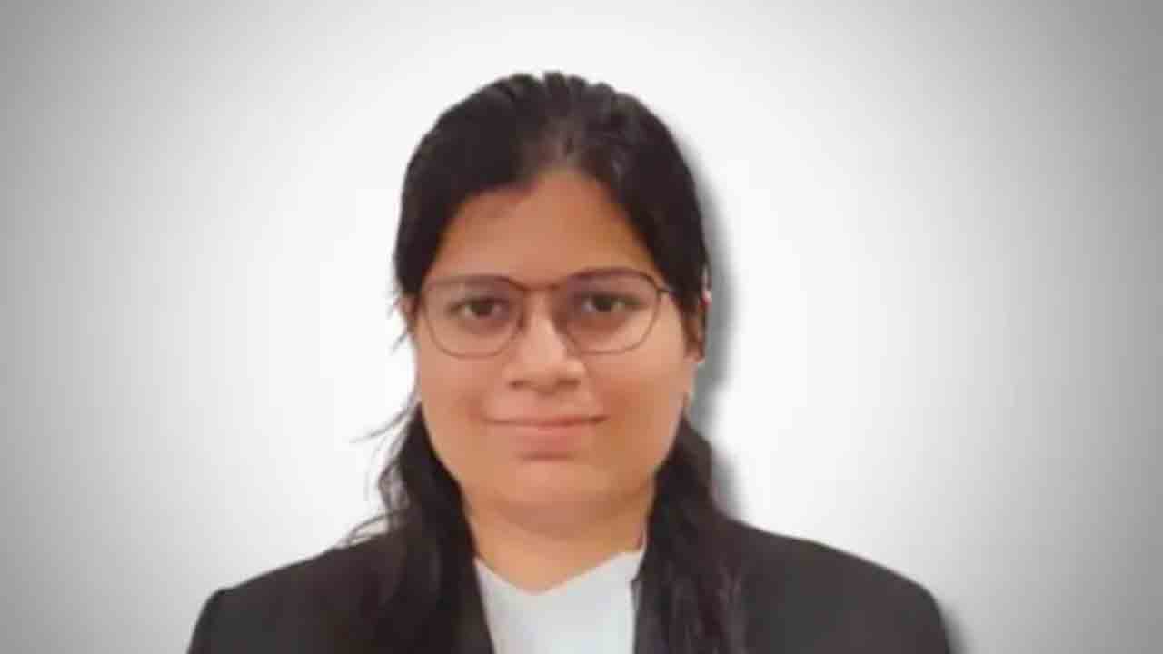 MP Judge Gets Rs 5 Billion Threat | బతకాలంటే ఐదు బిలియన్లు ఇవ్వు.. జడ్జీకి బెదిరింపు లేఖ