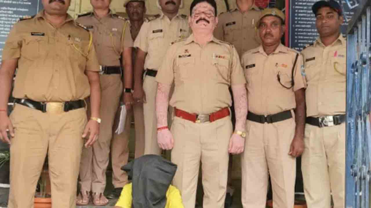 Man Rapes and Strangles Girl | శృంగారానికి నిరాకరించిన కాబోయే భార్య..   అత్యాచారానికి పాల్పడి హత్య చేసిన వ్యక్తి