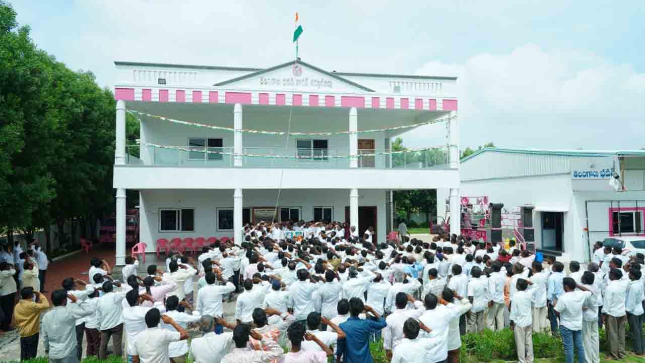 ప్రజాస్వామ్య వ్యవస్థలోకి అడుగుపెట్టిన రోజు