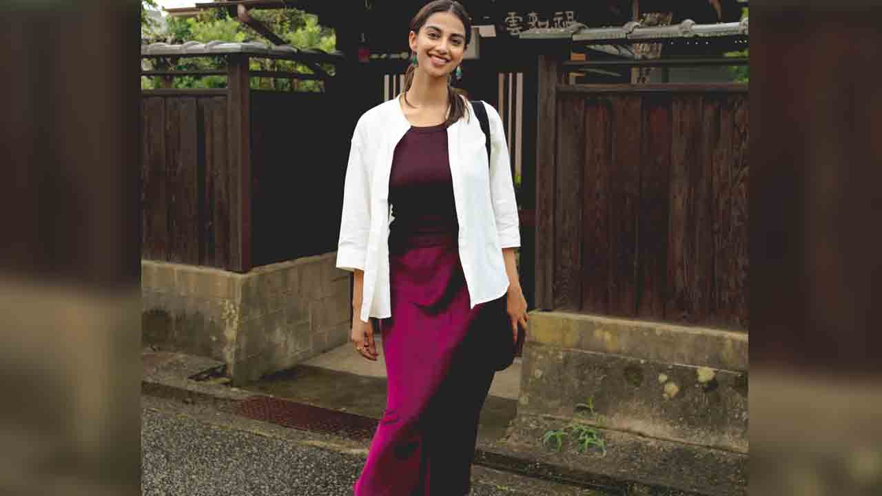 Meenakshi Chaudhary 2
