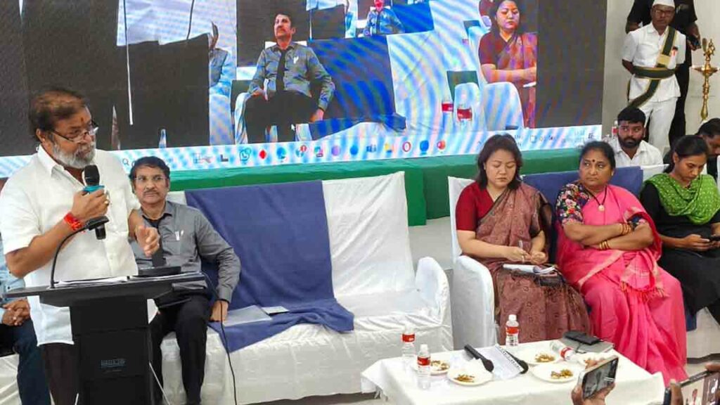 Minister Damodara Rajanaras