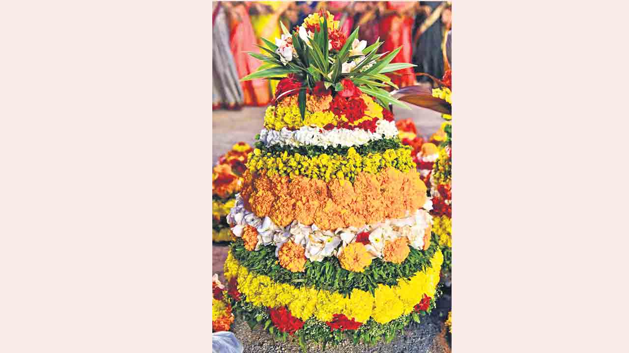 ఇవాళ్టి బతుకమ్మ – నాను బియ్యం బతుకమ్మ