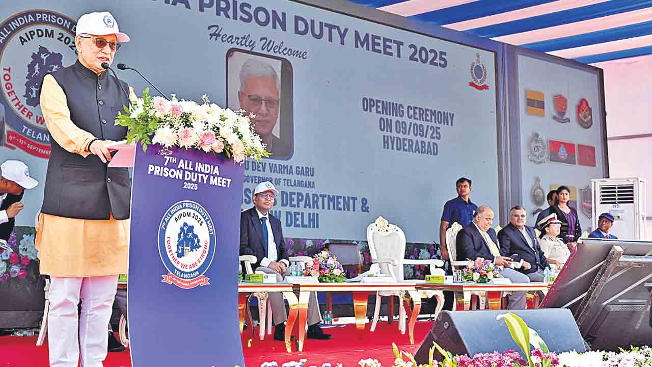 జాతీయ పోటీలతోనే దేశ సమైక్యత