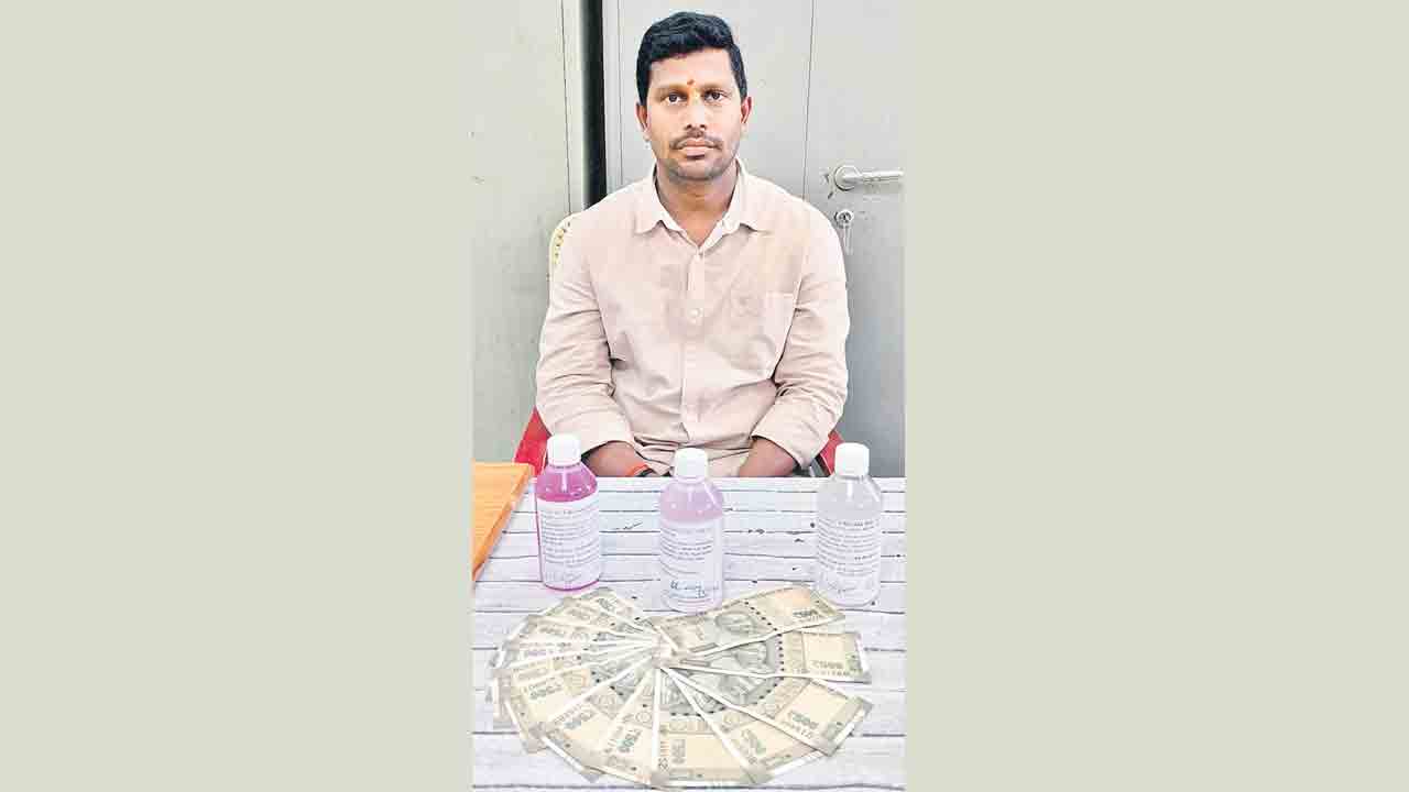 ఏసీబీకి చిక్కిన ఆర్‌ఐ