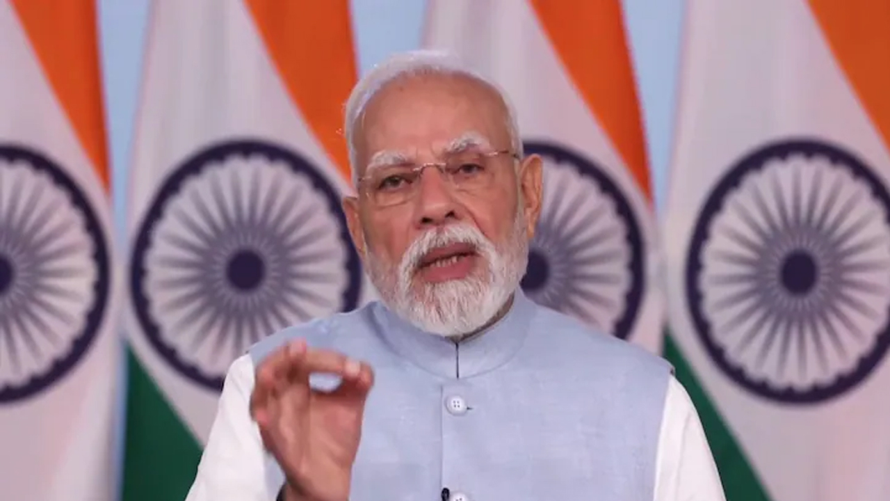 PM Modi | పూర్వ వైభ‌వాన్ని తిరిగి పొందాల‌ని.. జీఎస్టీ సంస్క‌ర‌ణ‌ల‌పై ప్ర‌ధాని మోదీ కీల‌క వ్యాఖ్య‌లు..!