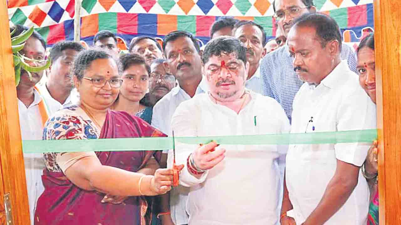 పెండింగ్‌ పనులు పూర్తి చేస్తాం