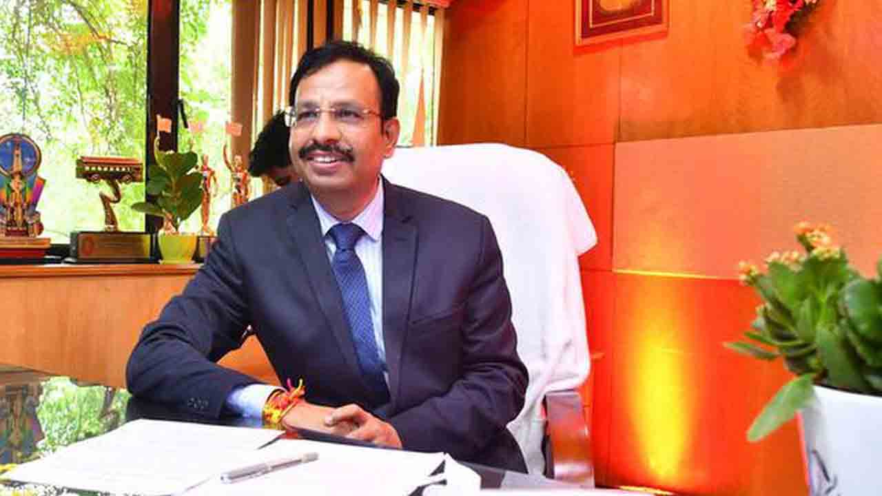 TGSRTC | ముంచెత్తిన మూసీ వరద.. ఎంజీబీఎస్‌కు రావొద్దన్న ఆర్టీసీ ఎండీ సజ్జనార్‌