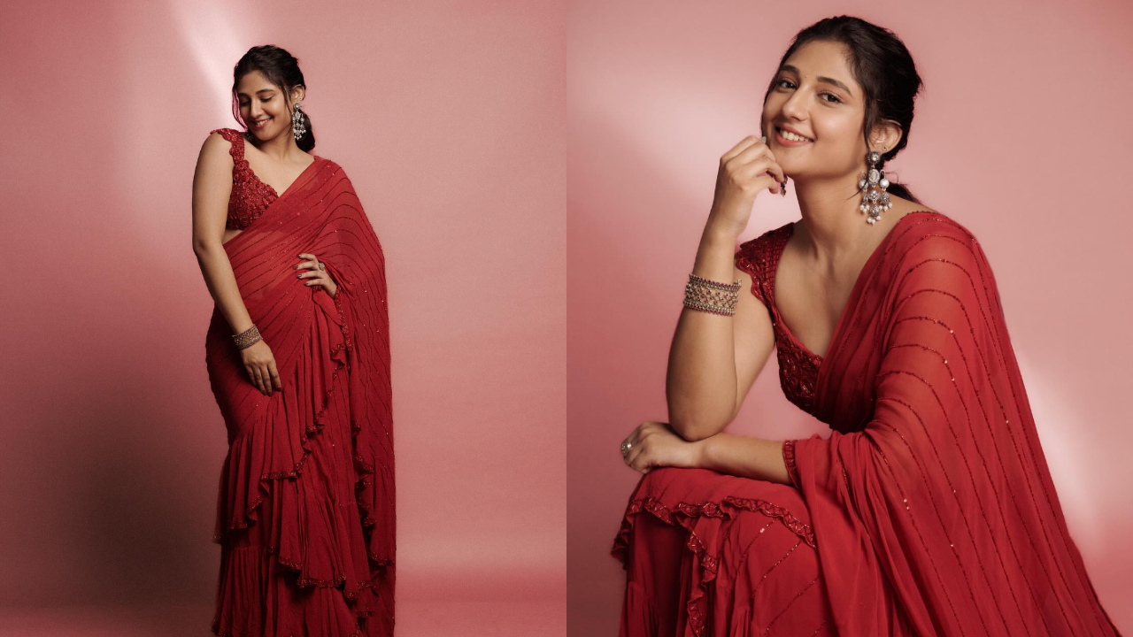 Ritika Nayak | ఎర్ర చీర‌లో రితికా నాయక్ అందాలు మామూలుగా లేవుగా..