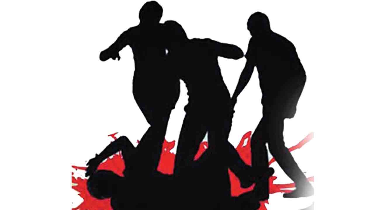 రౌడీషీటర్లే సెటిల్‌ చేస్తున్నారు