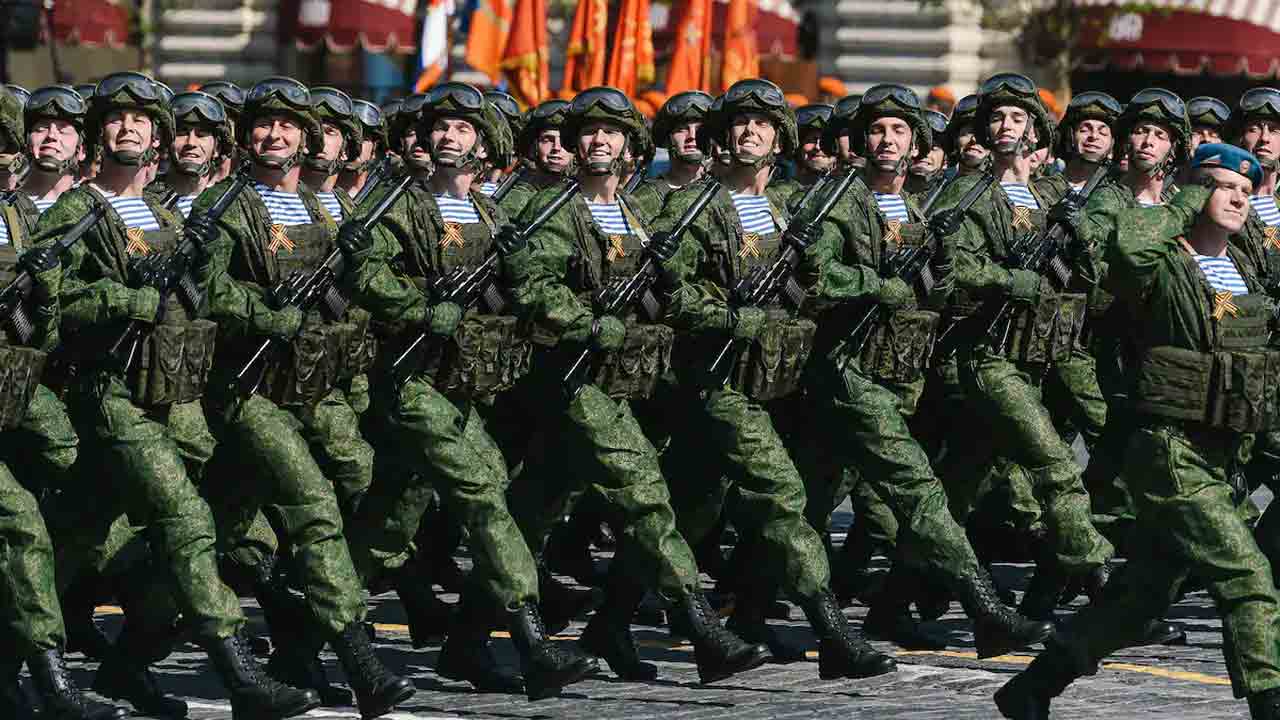 Russian Army | రష్యా సైన్యంలో చేరొద్దు.. భారతీయులకు కేంద్రం కీలక సూచన