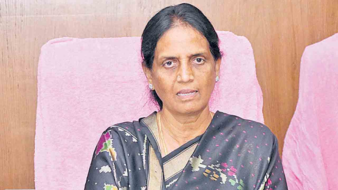 MLA Sabitha | విద్యార్థుల జీవితాలతో చెలగాటమా..? సీఎం రేవంత్‌పై ఎమ్మెల్యే స‌బిత ఫైర్‌