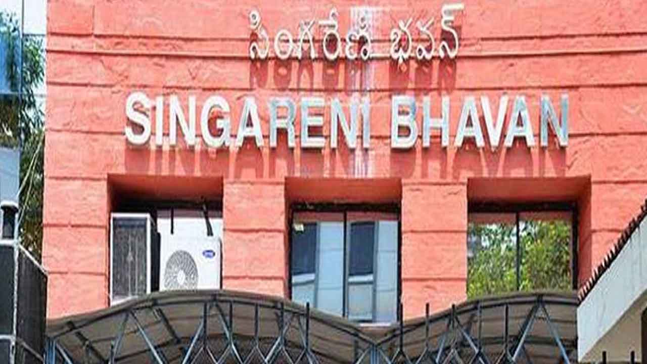 సింగరేణి డైరెక్టర్‌గా మెకాళ్ల తిరుమలరావు