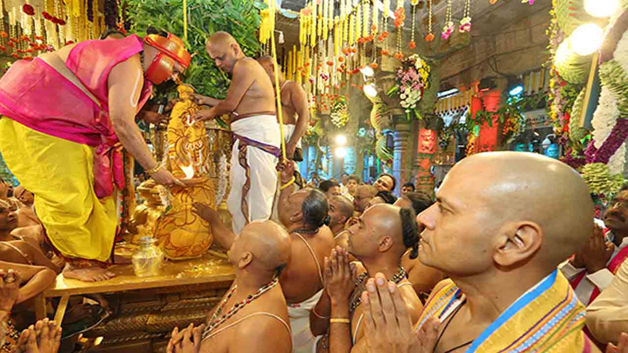 Ttd Bramotsavam 1