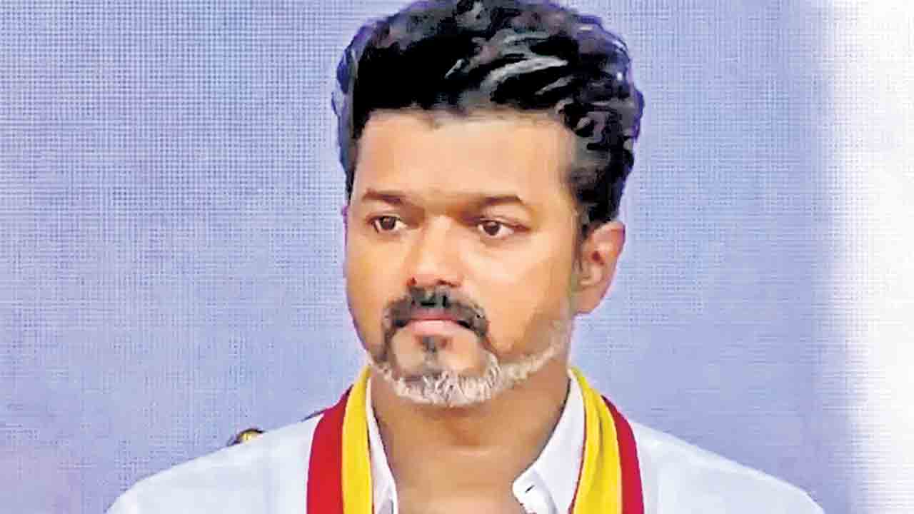 తొక్కిసలాటపై సీబీఐ దర్యాప్తు చేయాలి