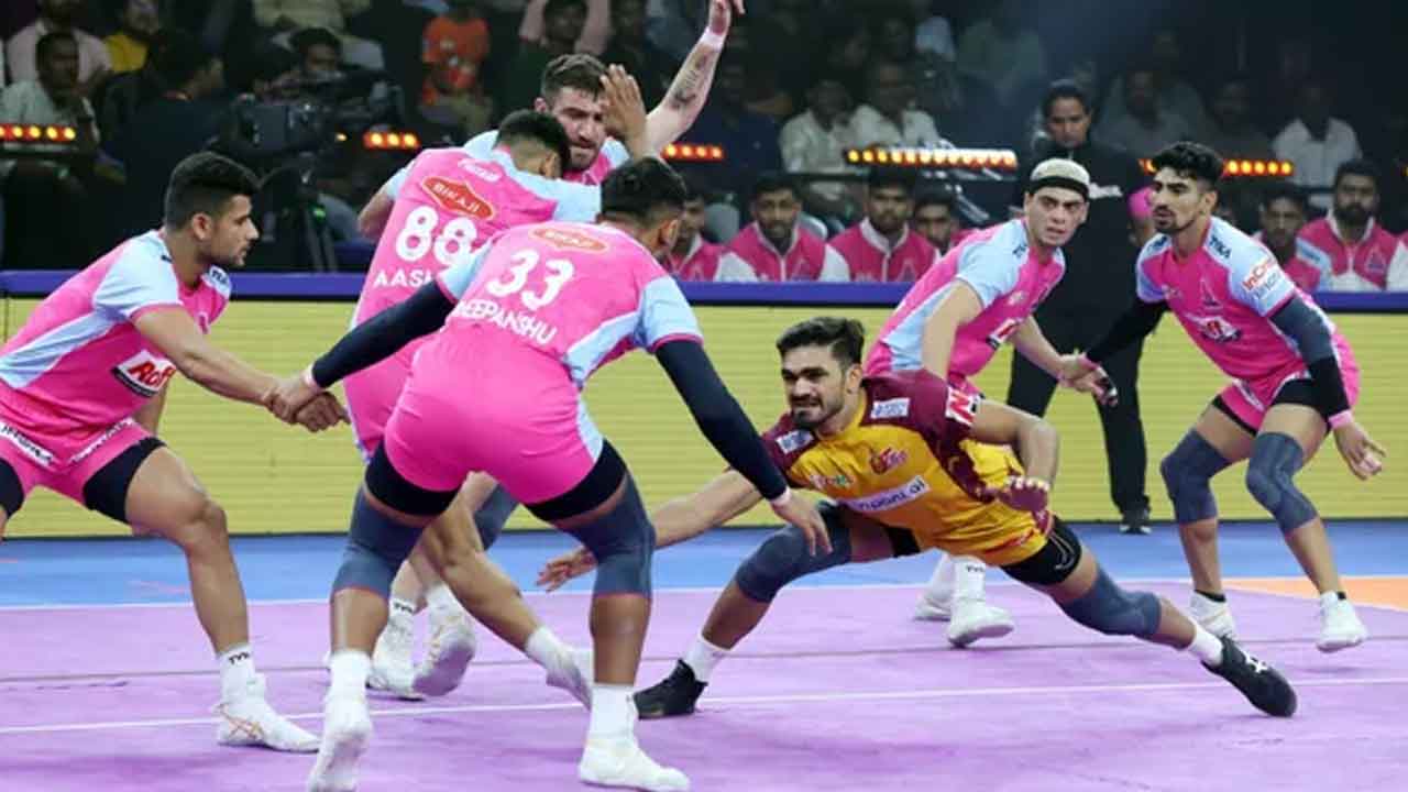 తెలుగు టైటాన్స్‌ బోణీ