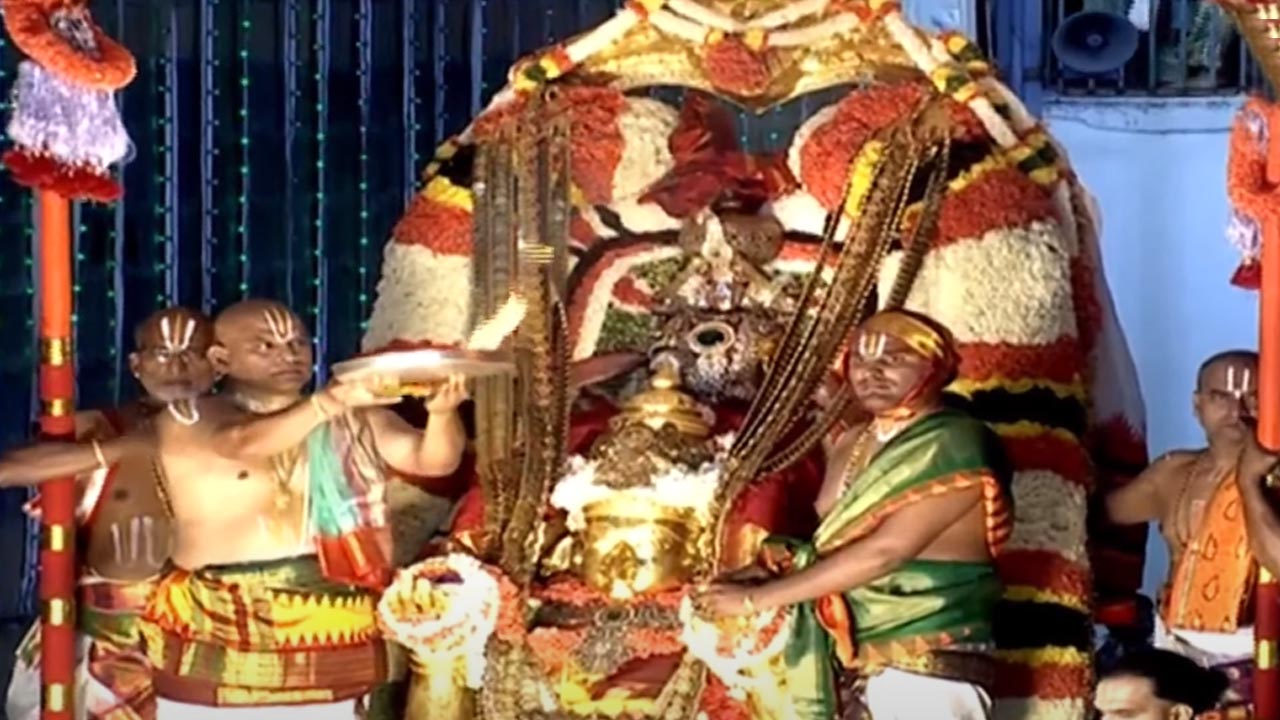 Tirumala | తిరుమలలో వైభవంగా గరుడ వాహనసేవ.. తరలివచ్చిన భక్తజనం