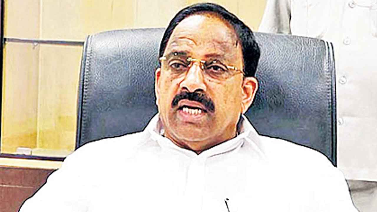 మక్కల కొనుగోలుకు సర్కారు నిర్ణయం