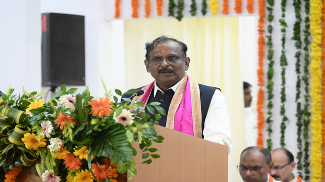 Gaganyaan | 2027 నాటికి తొలి మానవ సహిత అంతరిక్ష ప్రయోగం : ఇస్రో చైర్మన్ వీ నారాయణన్