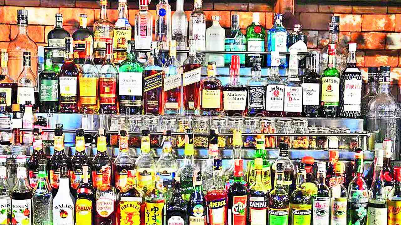 మద్యం టెండర్లకు నోటిఫికేషన్‌