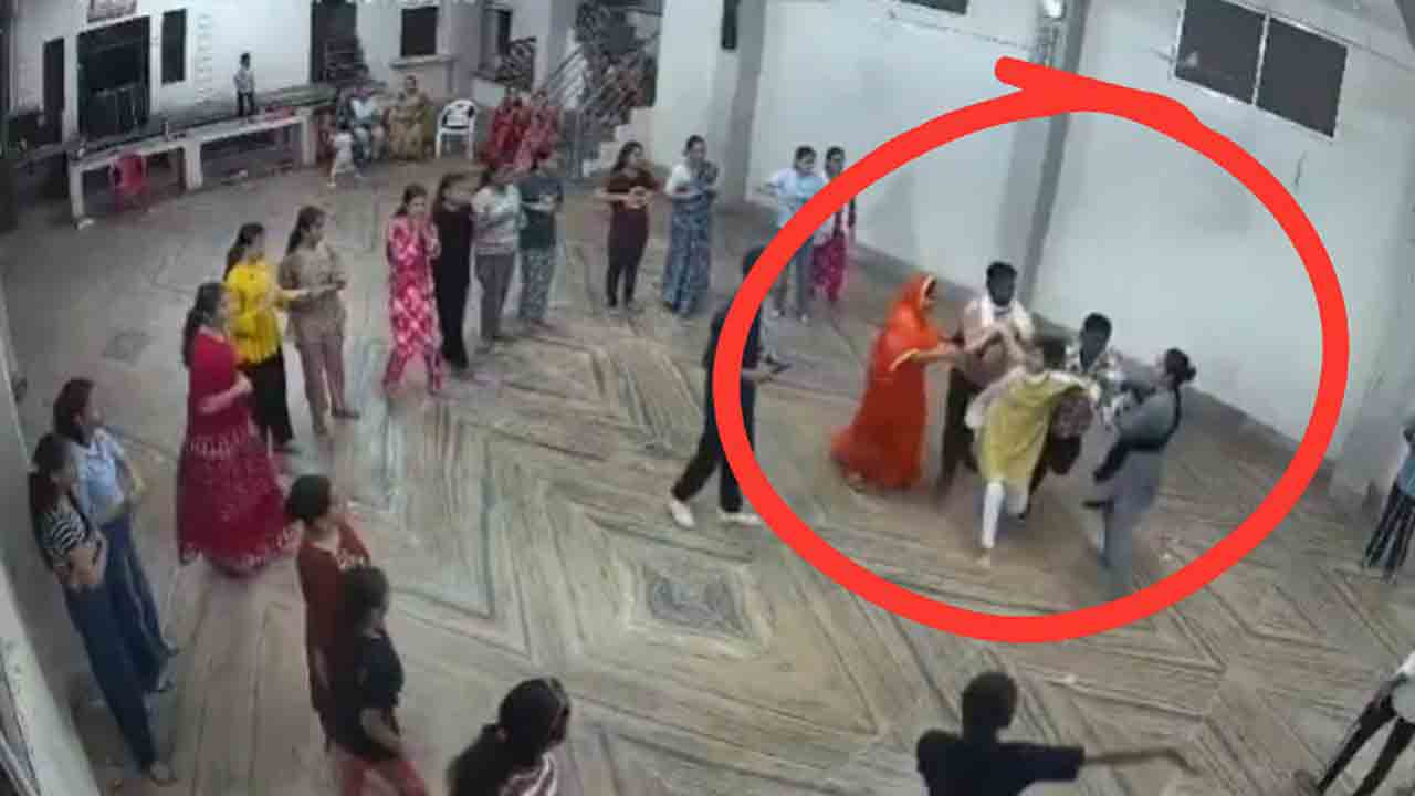 Watch: గర్బా నృత్యం ప్రాక్టీస్‌ చేస్తున్న మహిళను కిడ్నాప్‌.. తర్వాత ఏం జరిగిందంటే?