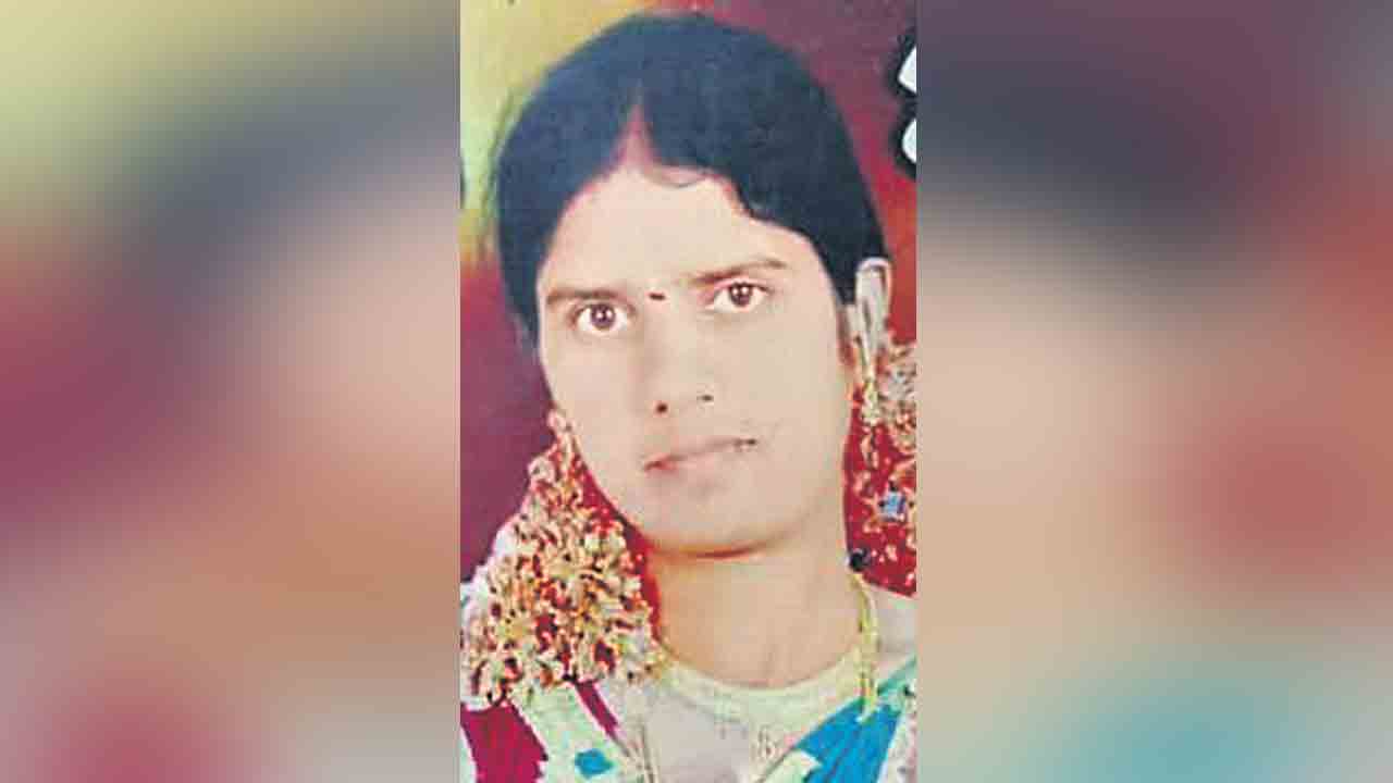 ప్రాణం తీసిన యూరియా