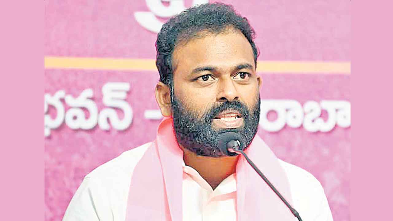 ఫీజు బకాయిలపై ఉమ్మడి పోరు