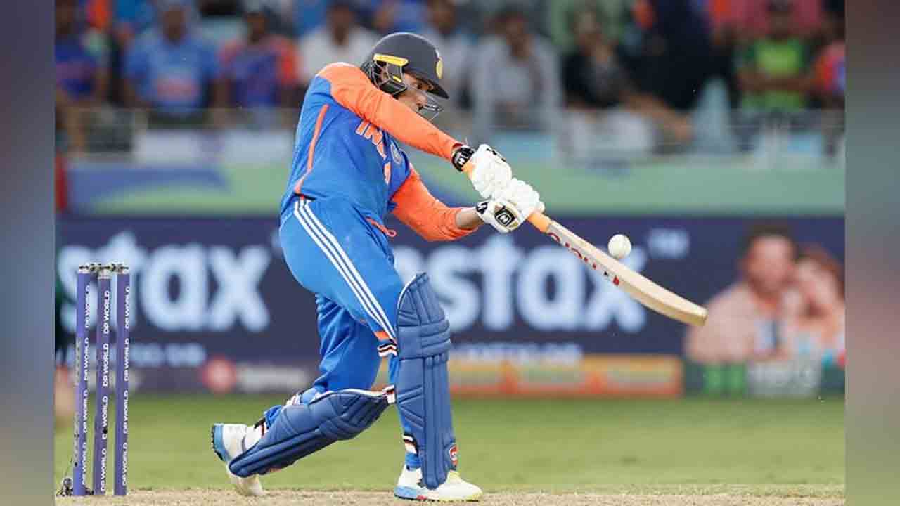 Abhishek Sharma | 24 బంతుల్లోనే ఫిఫ్టీ.. యువరాజ్ సింగ్ రికార్డు కనుమరుగు..!