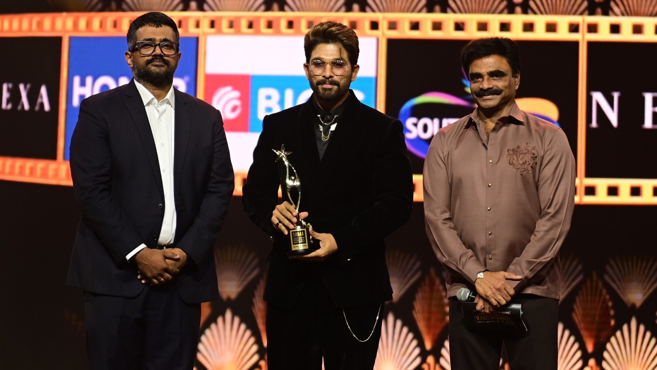 SIIMA 2025 | సైమాలో తార‌ల సంద‌డి.. ఫొటోలు చూశారా.!