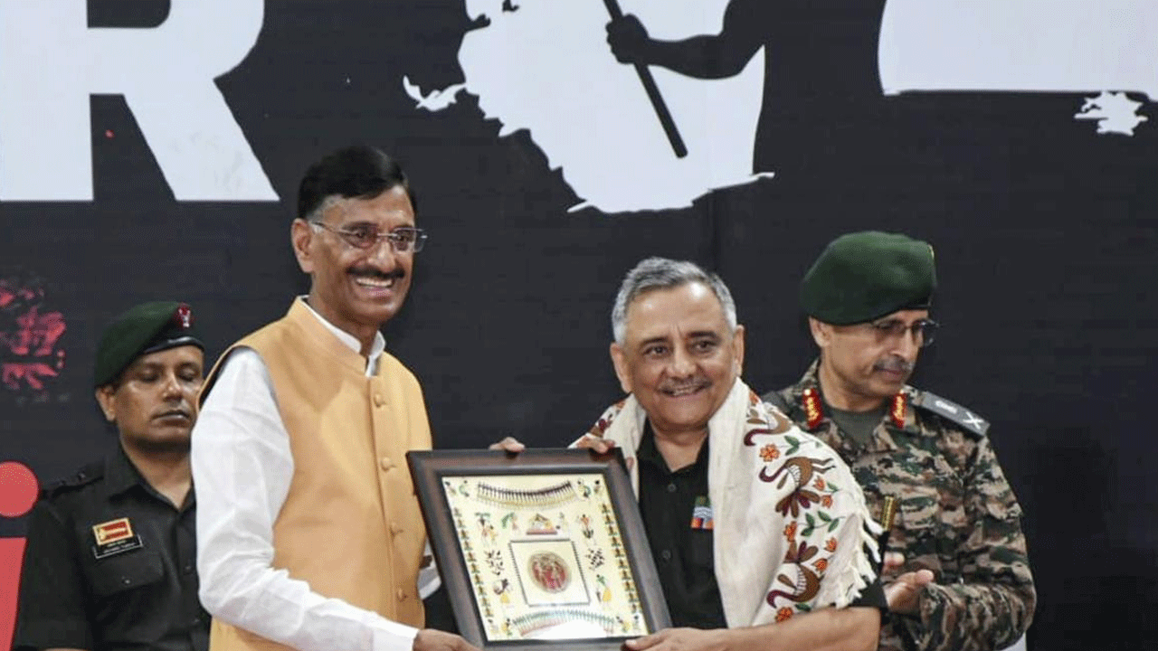 CDS Anil Chauhan: ఆప‌రేష‌న్ సింధూర్‌తో కొత్త త‌ర‌హా యుద్ధం చేశాం: సీడీఎస్ అనిల్ చౌహాన్‌