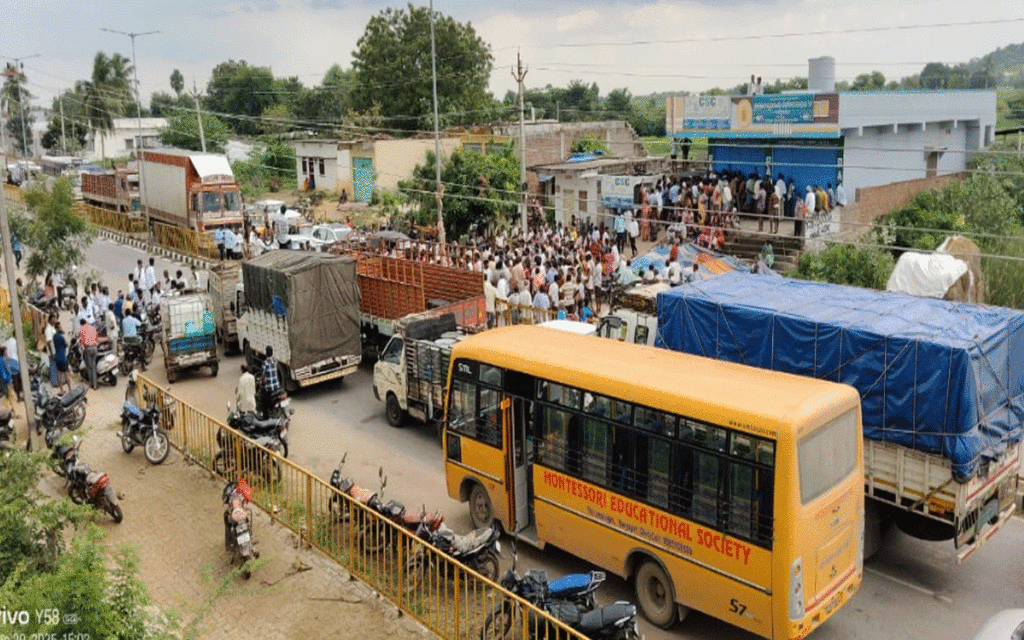 Arvapally : 'రైతులకు యూరియా అందించడంలో కేంద్ర, రాష్ట్రాలు విఫలం'