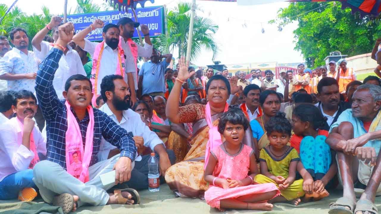 Bade Nagajyoti | మున్సిపల్ కార్మికుడు మహేష్‌ కుటుంబాన్ని ఆదుకోవాలి : బడే నాగజ్యోతి