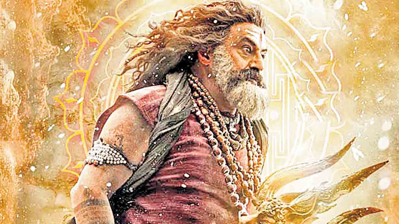 600 మంది డ్యాన్సర్లతో మాస్‌ గీతం