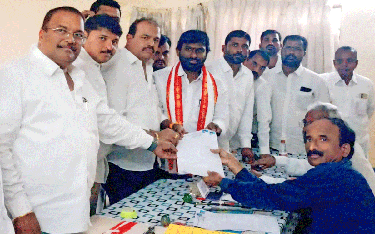 Rajapet : మదర్ డైయిరీ డైరెక్టర్ పదవికి భాస్కర్ గౌడ్ నామినేషన్