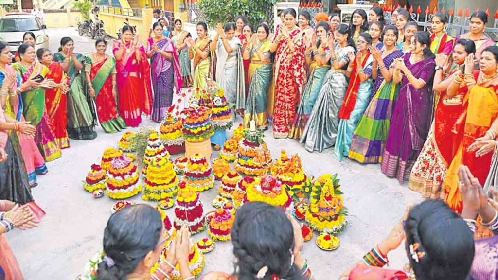 Bathukamma Festival Celebra