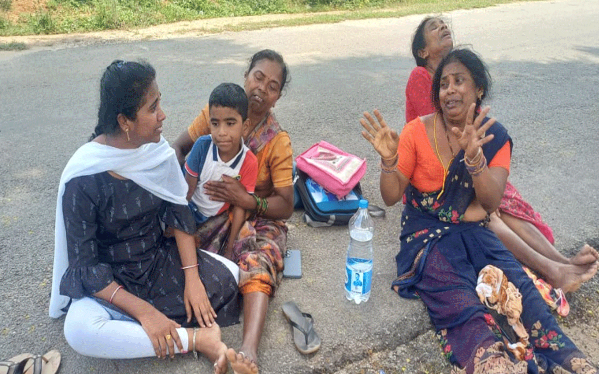 Bibinagar : ఏదో శక్తి పిలుస్తోంది వెళ్తున్నా.. చెరువులో దూకి వ్య‌క్తి ఆత్మహత్య