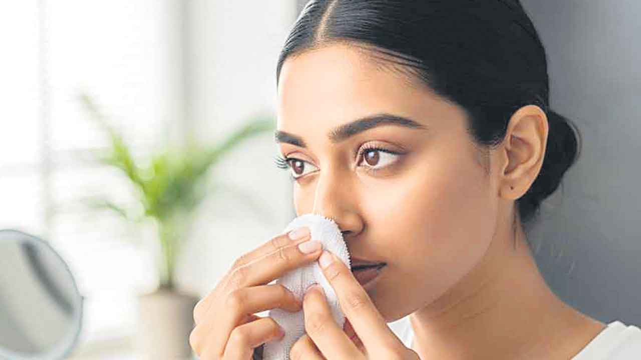 నల్ల మచ్చలకు తువాలు మంత్రం