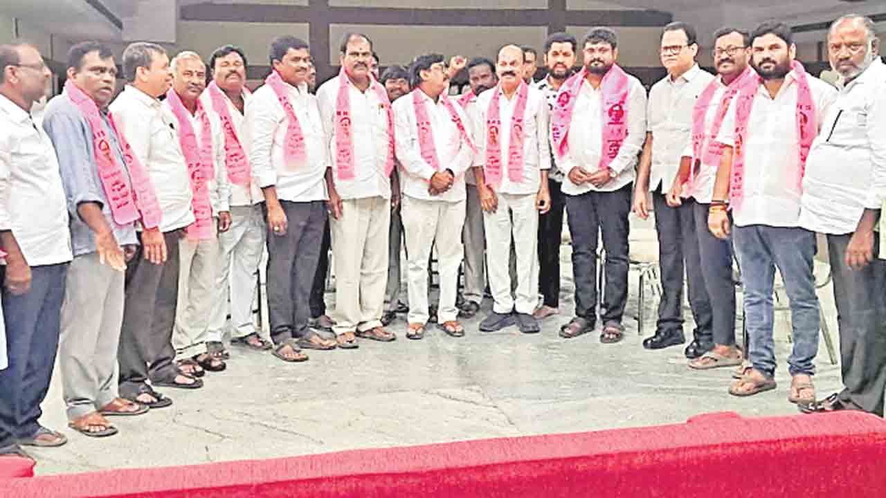 బీఆర్‌ఎస్‌లో చేరికల జోష్‌