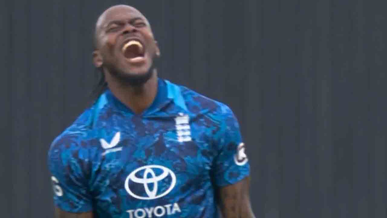 342 పరుగుల తేడాతో వన్డేల్లో ఇంగ్లండ్‌ రికార్డు విజయం