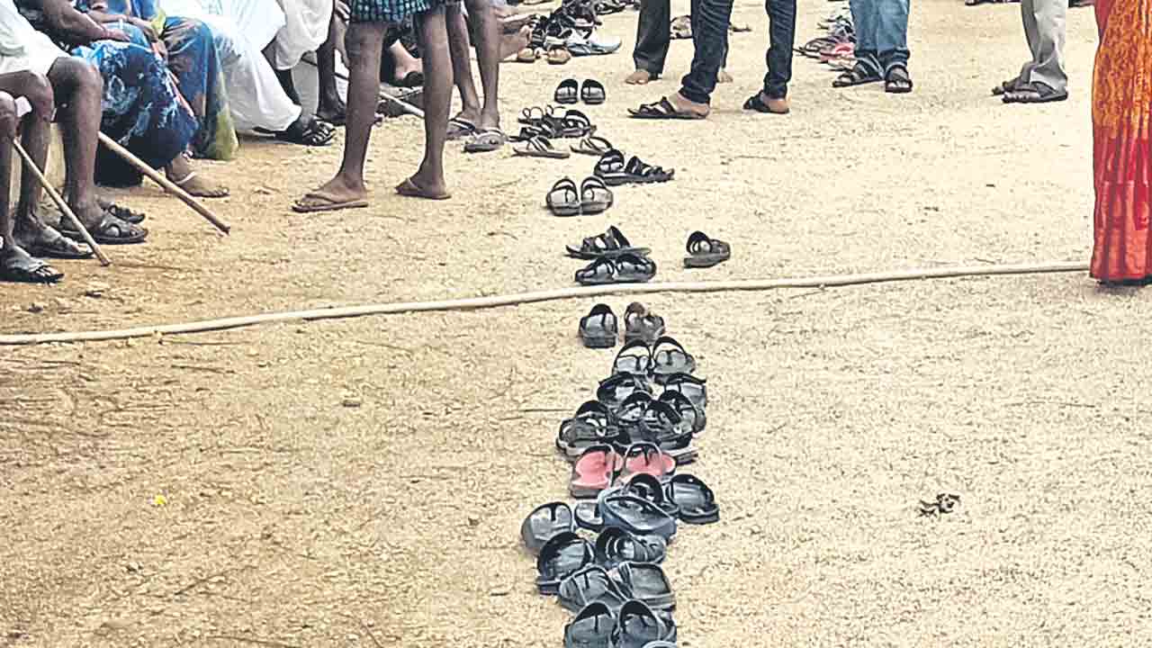 కొరత తీరదు.. వెతలు తప్పవు!